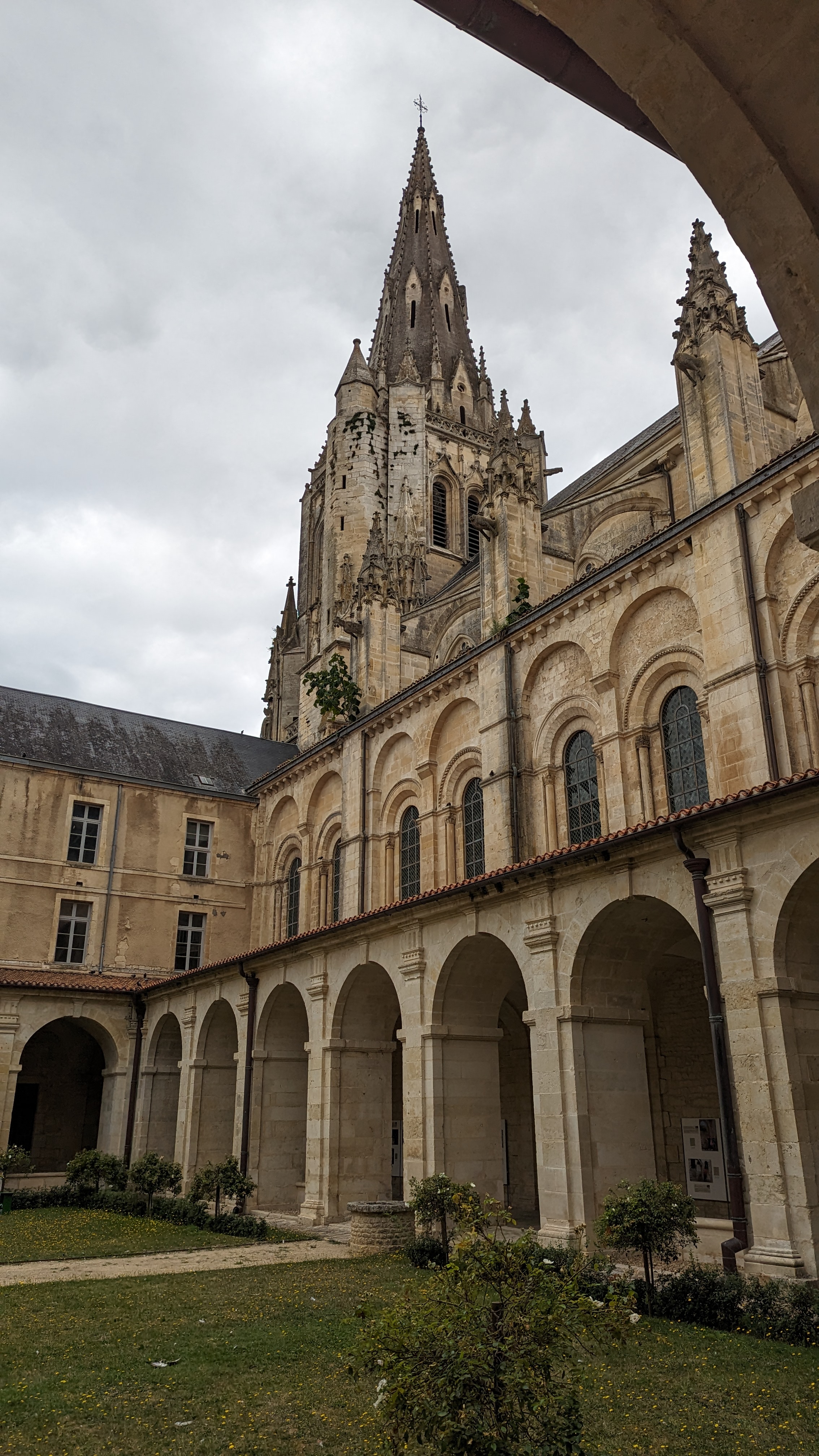 Photo n° 13 de l'avis de jh.o fait le 30/08/2023 à 15:42