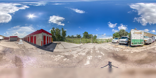 Self-Storage Facility «CubeSmart Self Storage», reviews and photos, 1950 S Mt Prospect Rd, Des Plaines, IL 60018, USA