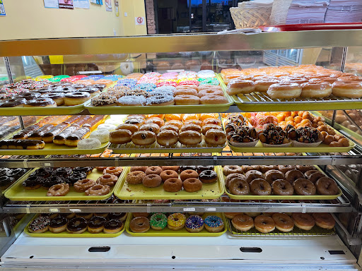Donut Shop «Kolache Donut Express», reviews and photos, 10110 Woodlands Pkwy #300, Spring, TX 77382, USA
