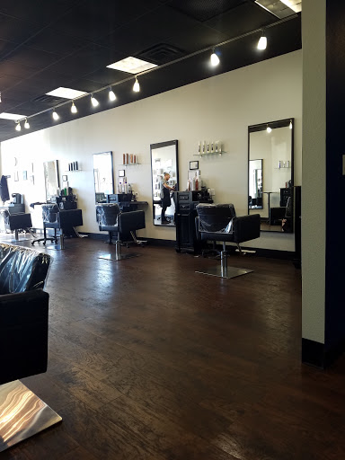 Beauty Salon «Prism Beauty Bar», reviews and photos, 4921 S Broadway Ave, Tyler, TX 75703, USA