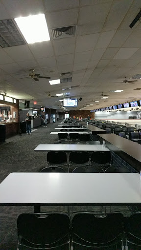 Bowling Alley «Crofton Bowling Centre», reviews and photos, 2115 Priest Bridge Dr, Crofton, MD 21114, USA