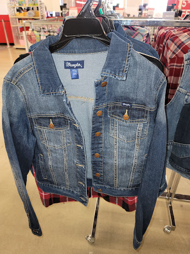 Outlet Store «VF Outlet», reviews and photos, 3939 I-35 #450, San Marcos, TX 78666, USA