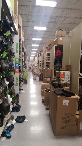 Sporting Goods Store «Academy Sports + Outdoors», reviews and photos, 5400 Brodie Ln, Sunset Valley, TX 78745, USA