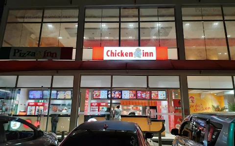 Chicken Inn Shell Links Road image