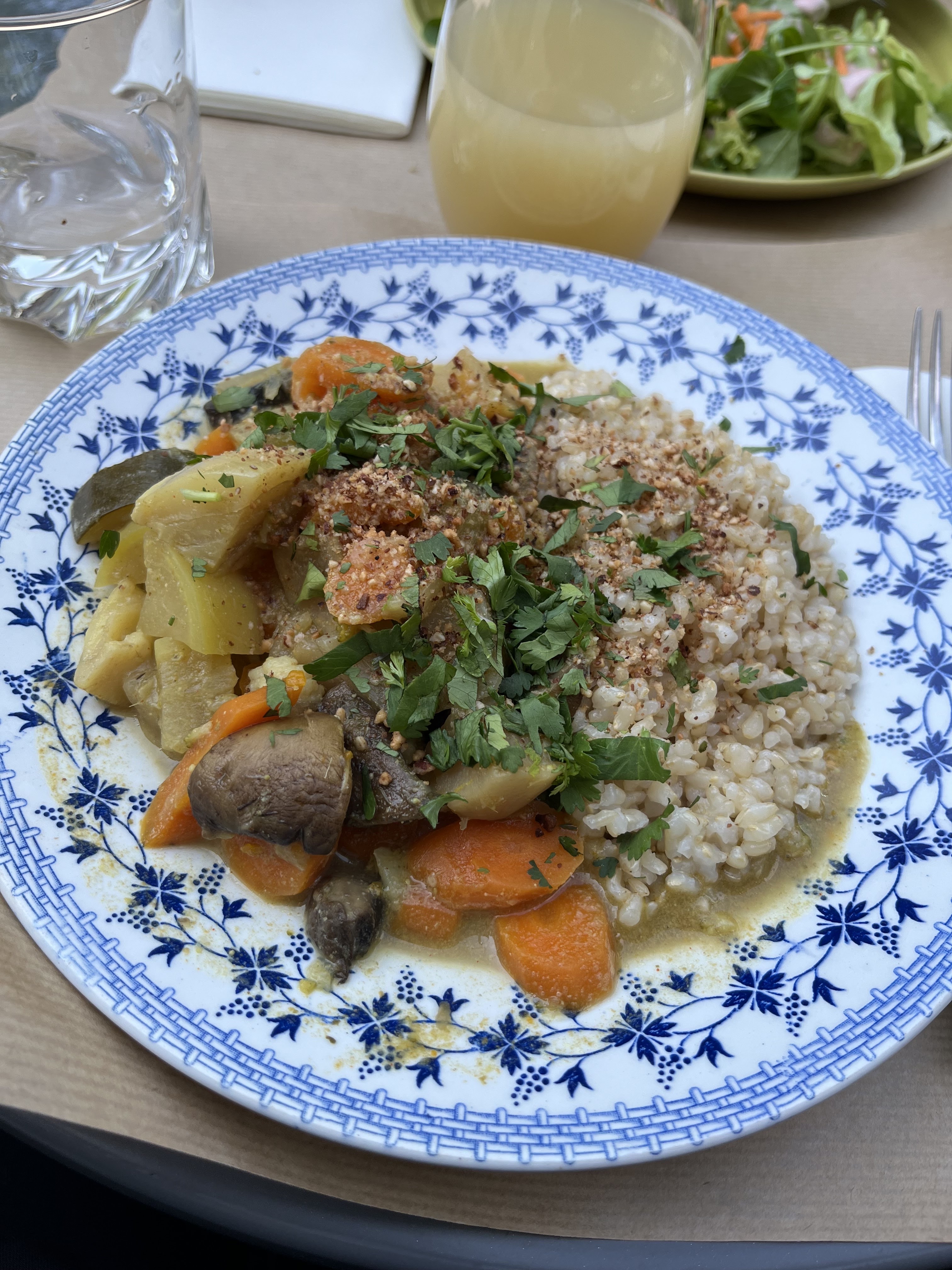 Photo n° 2 de l'avis de FrankfurterTyp. fait le 25/05/2023 à 13:37
