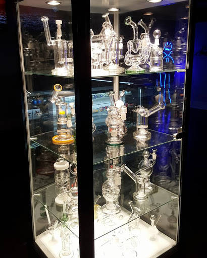 Tobacco Shop «Illuminati Smoke Shop», reviews and photos, 4425 Devine St, Columbia, SC 29205, USA