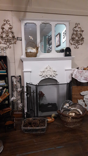 Antique Store «Rancho Coop», reviews and photos, 5685 Main St, Oakley, CA 94561, USA