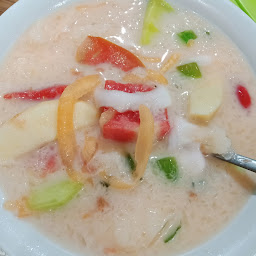 Es Teler Pacarkeling dan Bakso Pak No