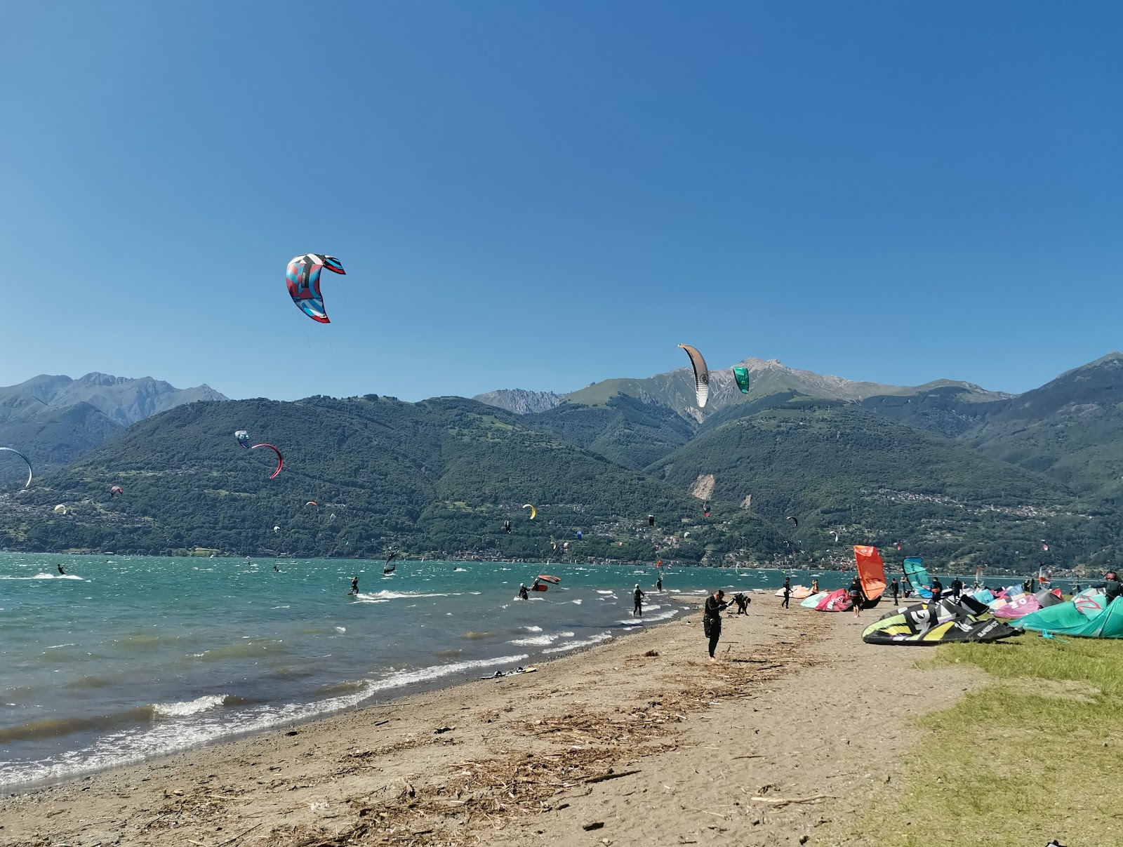 Foto di Spiaggia Ontano con molto pulito livello di pulizia