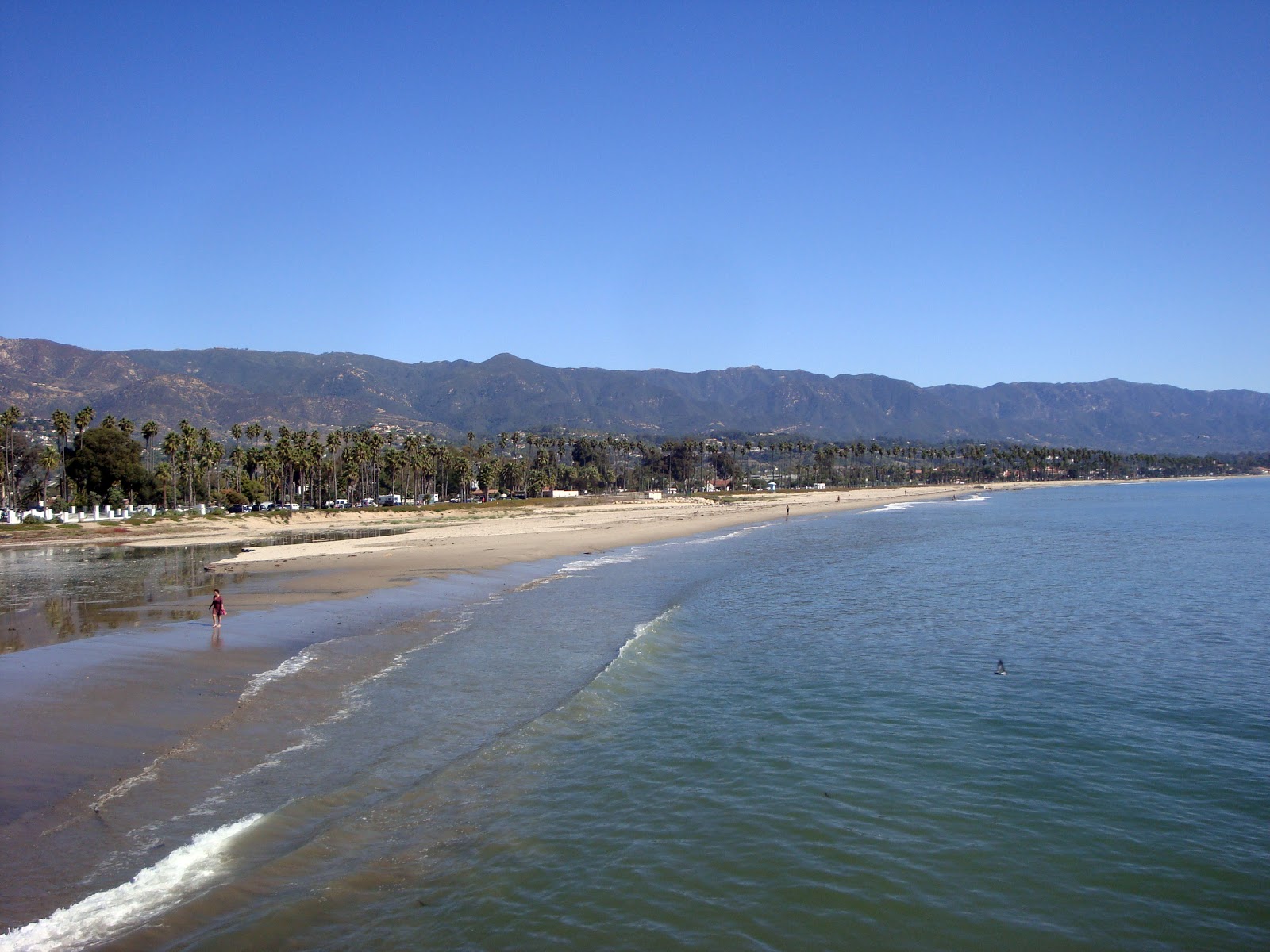 Foto van West Beach met helder zand oppervlakte