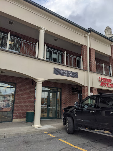 GNC, 534 Towne Dr, Fayetteville, NY 13066, USA, 