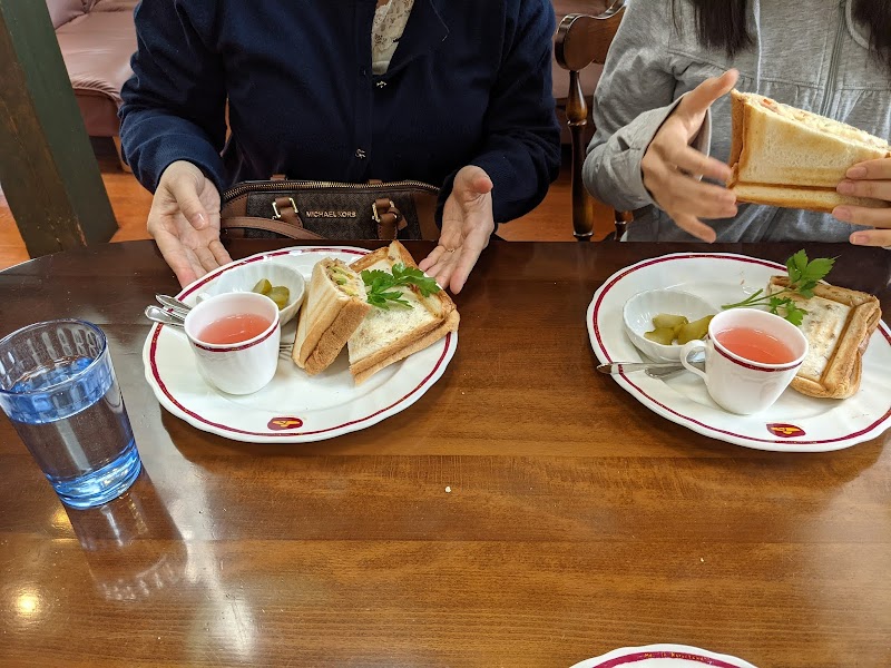 ティーサロン 軽井沢の芽衣 長野県軽井沢町発地 コーヒーショップ 喫茶店 カフェ グルコミ