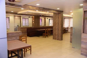 AGS Family Bar and Kitchen image