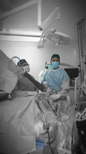 Ortopeda en Panamá - Dr. Christian López Espinosa