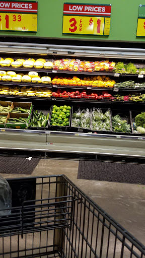 Grocery Store «H-E-B Grocery», reviews and photos, 7811 McPherson Rd, Laredo, TX 78045, USA