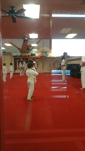 Discount Store «Dollar General», reviews and photos, 457 Bedford Euless Rd, Hurst, TX 76053, USA