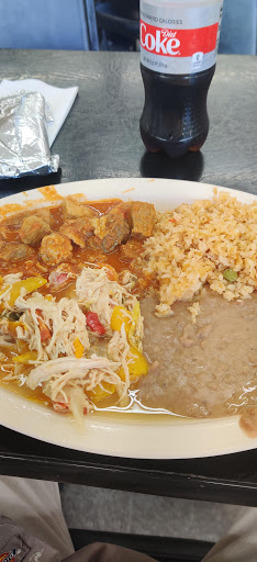 Mexican Restaurant «Los Alamos», reviews and photos, 1667 Summit St, Kansas City, MO 64108, USA