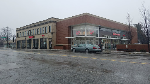 Drug Store «Walgreens», reviews and photos, 811 Madison St, Oak Park, IL 60302, USA