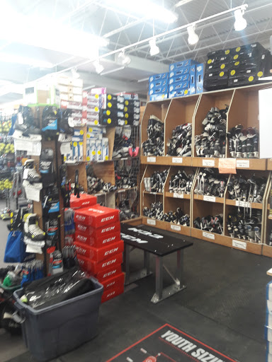 Sporting Goods Store «Play It Again Sports», reviews and photos, 2575 Fairview Ave N, Roseville, MN 55113, USA