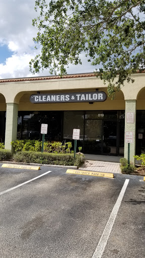 Dry Cleaner «La Mer Dry Cleaners», reviews and photos, 821 Donald Ross Rd, Juno Beach, FL 33408, USA