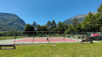 Tennis Club à Ugine