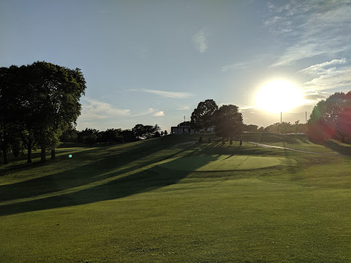 Golf Course «Bright Grandview Golf Course», reviews and photos, 2401 E 29th St, Des Moines, IA 50317, USA
