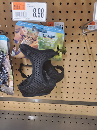 Pet Supply Store «Pet Supplies Plus», reviews and photos, 209 Towne Dr, Elizabethtown, KY 42701, USA