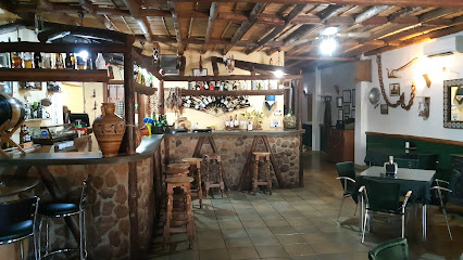 Mesón Restaurante Los Pajares - Av. Extremadura, 16, 06830 La Zarza, Badajoz, Spain