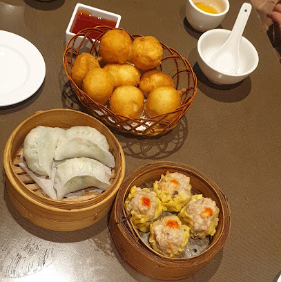 Dine & Dim Asian Cuisine (粵點居)