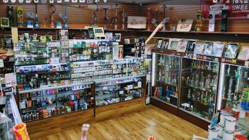 Tobacco Shop «Tobacco Zone», reviews and photos, 6638 W Roosevelt Rd, Oak Park, IL 60304, USA