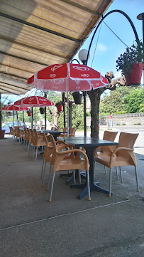 Atmosphère du Le Tôt ou Tard Restaurant Bar Meyrannes - n°3
