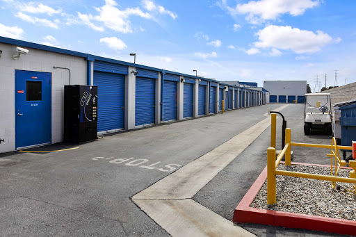 Self-Storage Facility «US Storage Centers», reviews and photos, 1460 N Main St, Orange, CA 92867, USA
