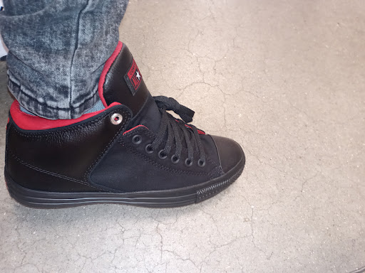 Shoe Store «Famous Footwear Outlet», reviews and photos, 36454 Seaside Outlet Dr #1790S, Rehoboth Beach, DE 19971, USA