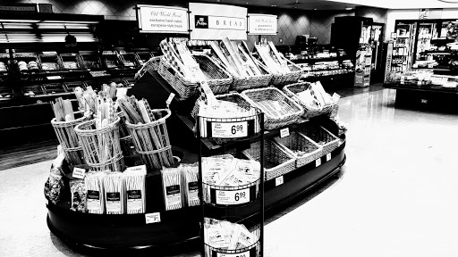 Grocery Store «Safeway», reviews and photos, 3051 Waldorf Market Pl, Waldorf, MD 20603, USA