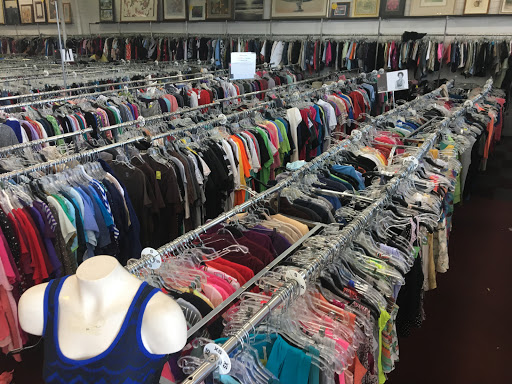 Thrift Store «The Salvation Army Family Store and Donation Center», reviews and photos, 17362 Beach Blvd, Huntington Beach, CA 92647, USA