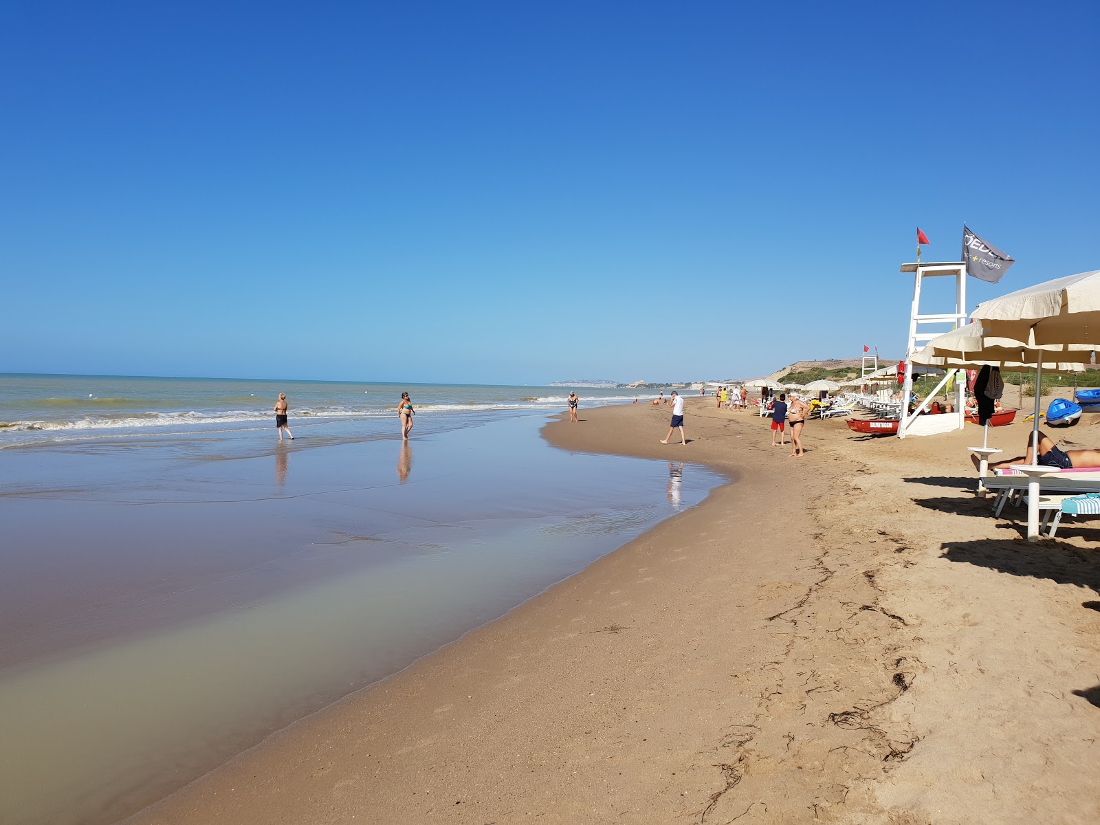 Fotografija Pano Marina II z svetel fin pesek površino