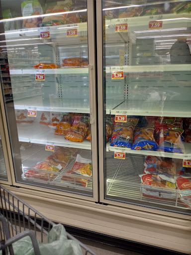 Shopping Mall «Newbridge Square Shopping Center», reviews and photos, 6009 9 Mile Rd, Richmond, VA 23223, USA