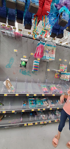 Department Store «Walmart Supercenter», reviews and photos, 28804 Gratiot Ave, Roseville, MI 48066, USA