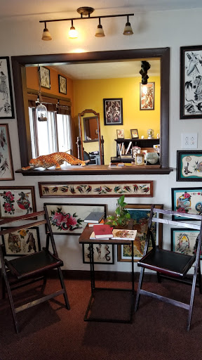 Tattoo Shop «Roselle Tattoo Company», reviews and photos, 25W163 Lake St, Roselle, IL 60172, USA