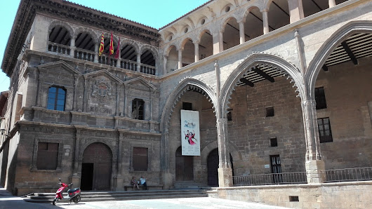 Instituto de Educación Secundaria (I.E.S.) Bajo Aragón. C. José Pardo Sastrón, 1, 44600 Alcañiz, Teruel, España