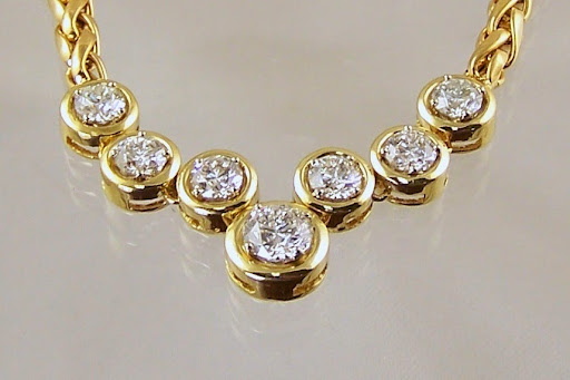 Jewelry Designer «Jerry Lindsey Custom Jewelry», reviews and photos, 625 Bakers Bridge Ave #104, Franklin, TN 37067, USA