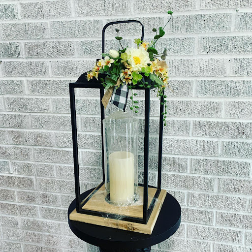 Florist «Lundstrom Florist», reviews and photos, 1709 E 3rd St, Sterling, IL 61081, USA