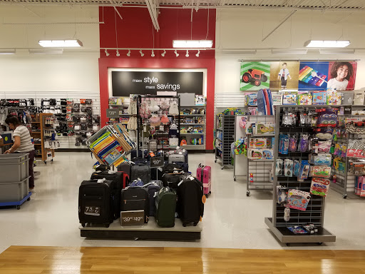 Department Store «T.J. Maxx», reviews and photos, 3020 Sprague Ln, Woodburn, OR 97071, USA