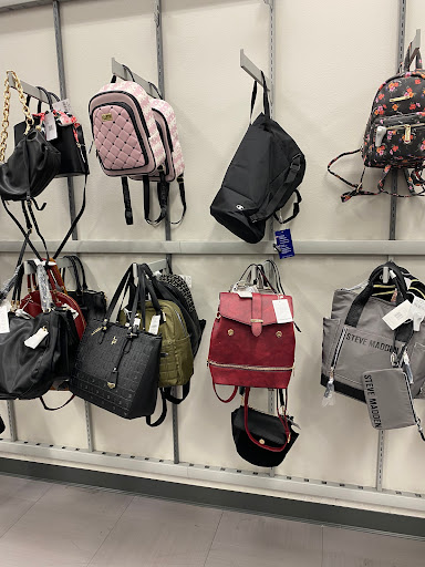 Clothing Store «Burlington Coat Factory», reviews and photos, 3671 N Freeway Blvd, Sacramento, CA 95834, USA