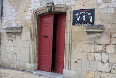 Charivacirc - École des Arts du Cirque à Corbie