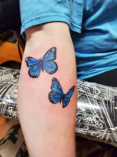 Explore tattoo ideas for upper arm, creative tattoo ideas in Centralia, available at Samurai Tattoo