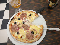 Pizza du Restaurant français Restaurant Brasserie Bar La Crémaillère à Saint-Laurent-sur-Mer - n°10