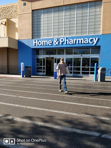 Department Store «Walmart Supercenter», reviews and photos, 3721 E Thomas Rd, Phoenix, AZ 85018, USA