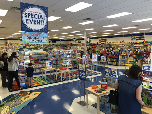 Educational Supply Store «Lakeshore Learning Store», reviews and photos, 9828 Great Hills Trail, Austin, TX 78759, USA