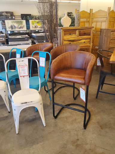 Furniture Store «Furniture Connexion», reviews and photos, 1800 NW Fairview Dr, Gresham, OR 97030, USA